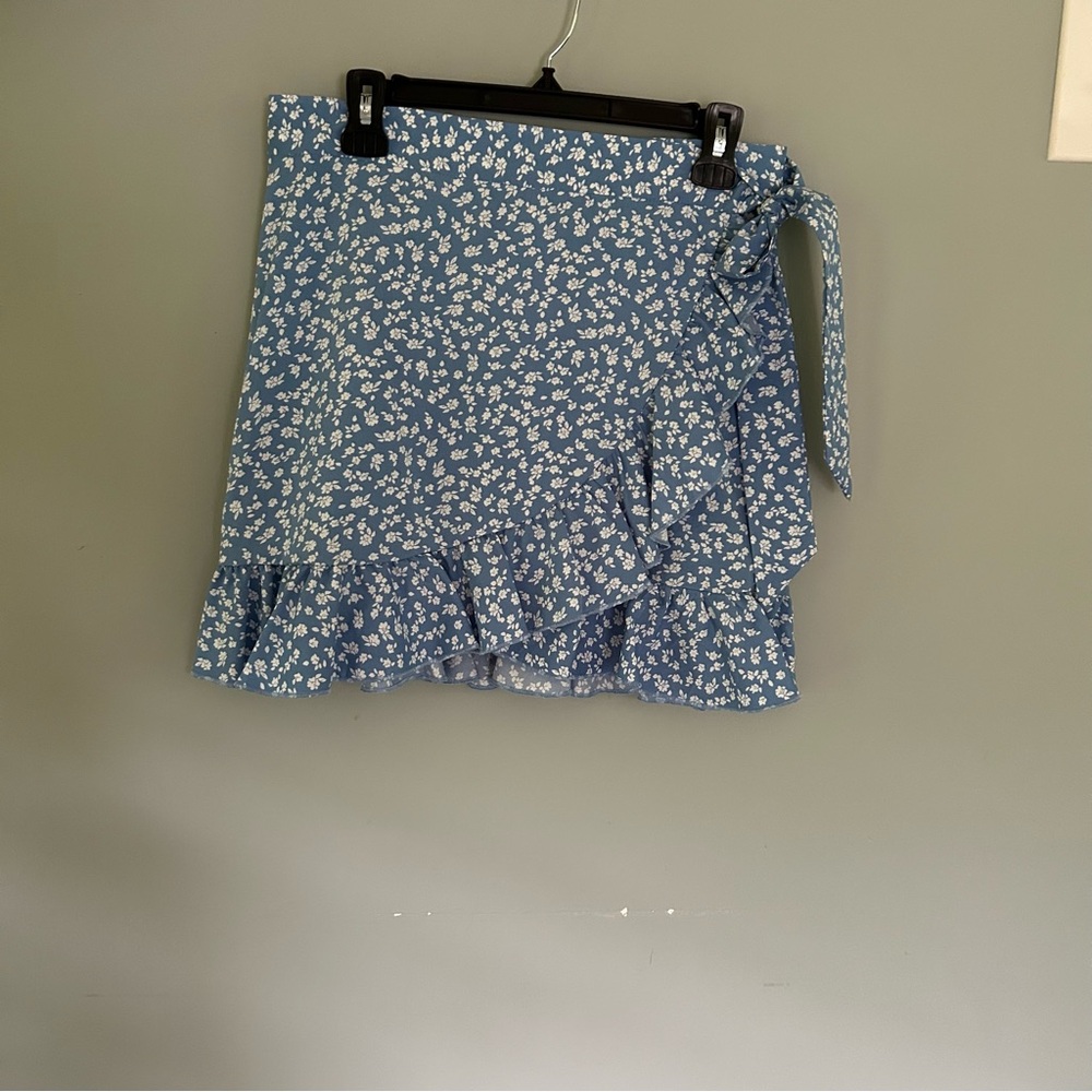 SHEIN Blue and White Wrap Mini Skirt with Ruffled Tie Front